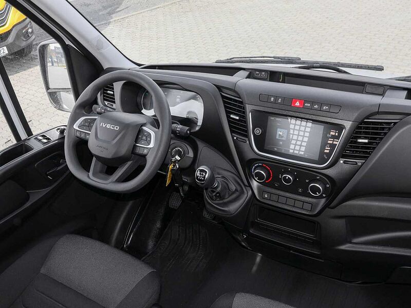 Iveco Daily 35S16H 3.0 D Doppelkabine Pritsche