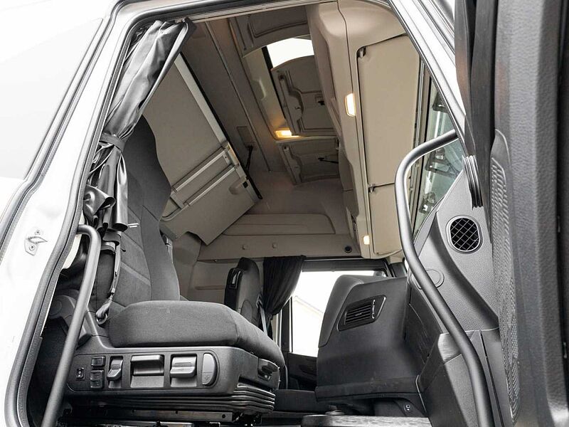 Iveco S-Way AS440S53T/P Sattelzugmaschine